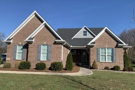 House for Sale at 108 Hunters Crossing, Franklin,  KY 42134