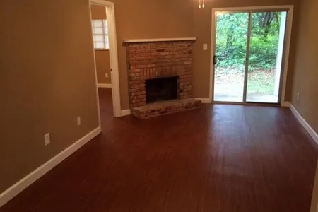 Townhouse for Sale at 1073 Sutor, Tallahassee,  FL 32301