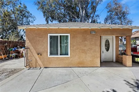 House for Sale at 10018 Beech Avenue, Fontana,  CA 92335
