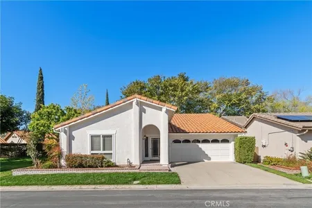 House for Sale at 27742 Via Rodrigo, Mission Viejo,  CA 92692