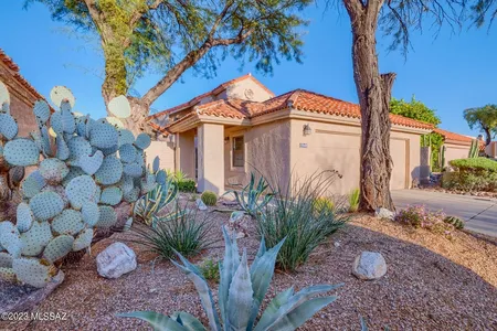 House for Sale at 5948 N Misty Ridge Drive, Tucson,  AZ 85718