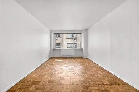 Unit for sale at 301 E 22nd Street #11R, Manhattan, NY 10010