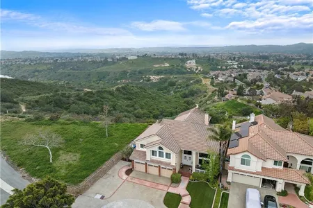 House for Sale at 32928 Brookseed Drive, Rancho Santa Margarita,  CA 92679