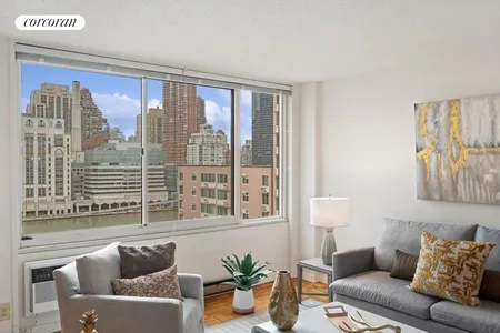 Co-Op for Sale at 555 Main Street #1315, Manhattan,  NY 10044