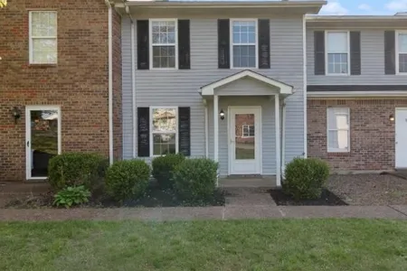 Unit for sale at 134 Westwood Circle, Bowling Green, KY 42101