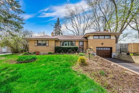 House for Sale at 1627 Janet Street, Downers Grove,  IL 60515