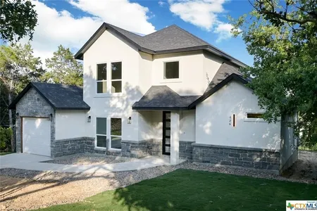 House for Sale at 626 Hillclimb, Canyon Lake,  TX 78133