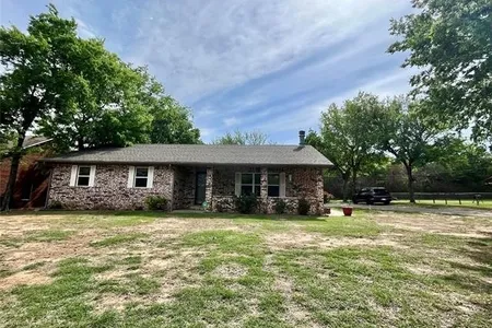 Unit for sale at 1528 South 5th Street, McAlester, OK 74501