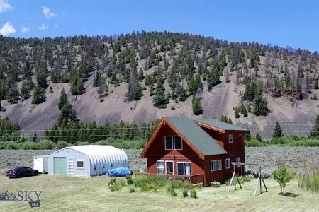 House for Sale at 41555 Pioneer Mountains Scenic Byway, Wise River,  MT 59725