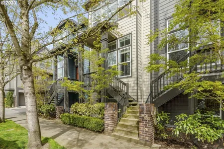 Townhouse for Sale at 8806 Se 12th Ave, Portland,  OR 97202