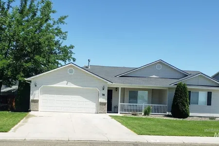 Unit for sale at 78 South Pebble Court, Nampa, ID 83651
