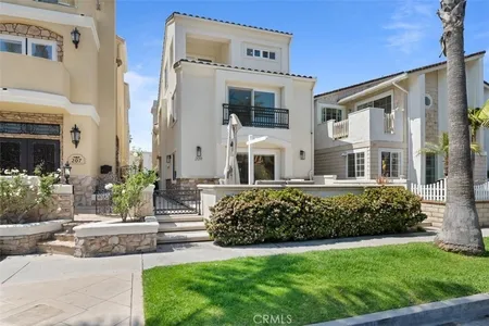 House for Sale at 209 18th Street, Huntington Beach,  CA 92648