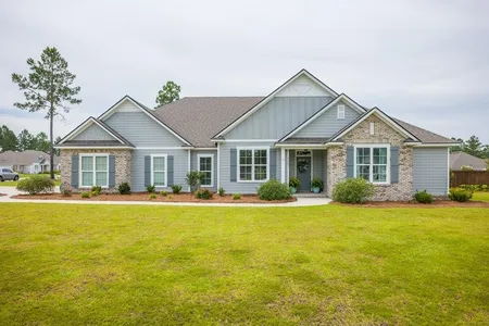 House for Sale at 7365 Crabtree Crossing East, Hahira,  GA 31632