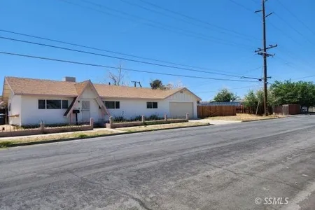 House for Sale at 267 E Chuch Ave, Ridgecrest,  CA 93555