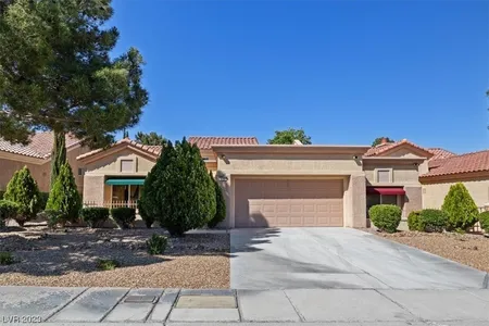 Townhouse for Sale at 9712 Sundial Drive, Las Vegas,  NV 89134
