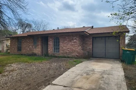 House for Sale at 601 Willow Dr, Converse,  TX 78109-1331