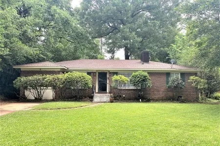 House for Sale at 3560 N Georgetown Drive, Montgomery,  AL 36109