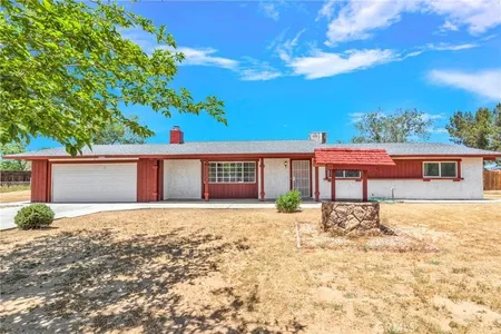 House for Sale at 14986 Flathead Road, Apple Valley,  CA 92307