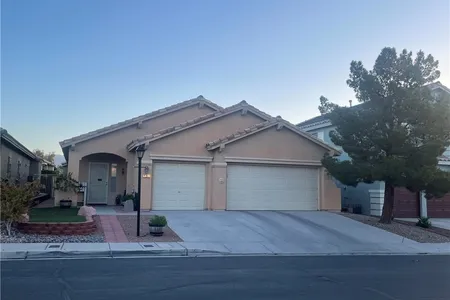 House for Sale at 8208 Valley Stream Avenue, Las Vegas,  NV 89131