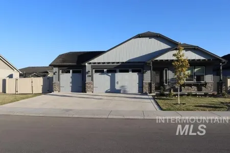 House for Sale at 5600 E Upminster St, Nampa,  ID 83687-7607