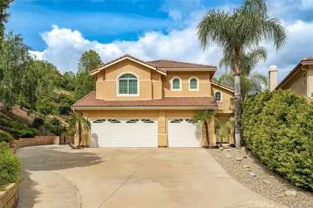House for Sale at 30400 Clover Court, Castaic,  CA 91384