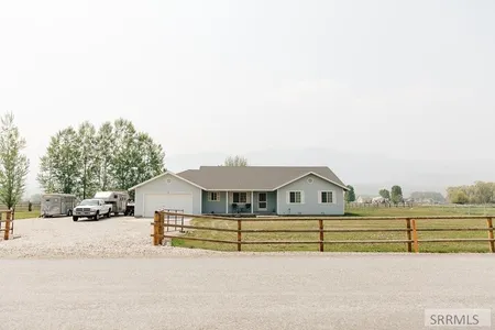 House for Sale at 42 Coiner Road, Salmon,  ID 83467