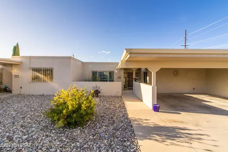Townhouse for Sale at 1028 N Caribe Avenue #B, Tucson,  AZ 85710