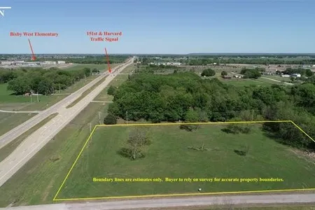 Unit for sale at 2904 East 151st Street South, Bixby, OK 74008
