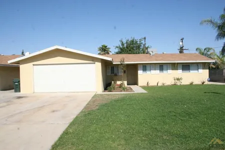 House for Sale at 3618 Teal Street, Bakersfield,  CA 93304