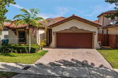 House for Sale at 15211 Sw 173rd Ln, Miami,  FL 33187