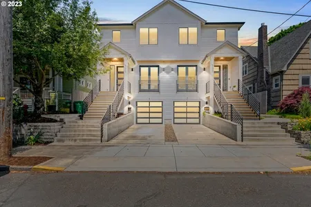 Townhouse for Sale at 533 Ne Cook St, Portland,  OR 97212