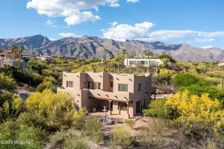 House for Sale at 5270 N Swan Road, Tucson,  AZ 85718