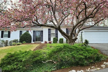 House for Sale at 6220 Old Telegraph Rd, Alexandria,  VA 22310