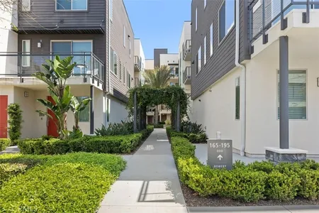 Condo for Sale at 169 Bowery, Irvine,  CA 92612