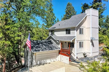 House for Sale at 938 Sandalwood Drive, Lake Arrowhead,  CA 92352