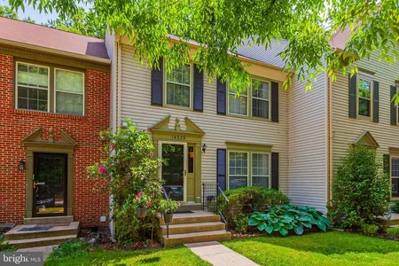 Townhouse for Sale at 14329 Long Channel Dr, Germantown,  MD 20874