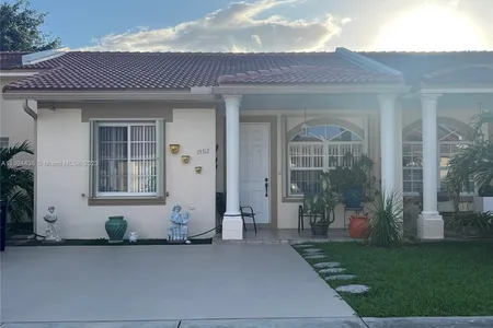 Townhouse for Sale at 15312 Sw 138th Pl, Miami,  FL 33177