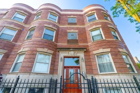 House for Sale at 542 E 44th Street #GARDEN, Chicago,  IL 60653