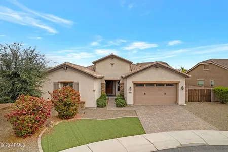 House for Sale at 4013 S Pleasant Place, Chandler,  AZ 85248