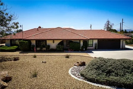 House for Sale at 20635 Rancherias Road, Apple Valley,  CA 92307