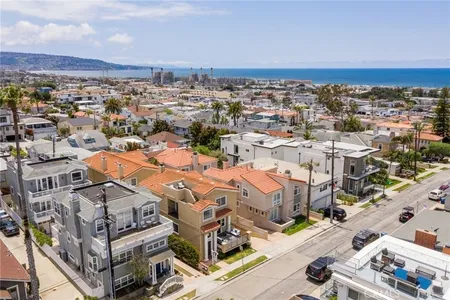 Townhouse for Sale at 1042 7th Street, Hermosa Beach,  CA 90254