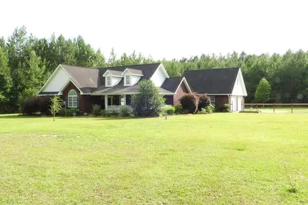 House for Sale at 5091 Pineview Church Road, Waycross,  GA 31501