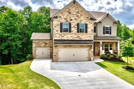 Unit for sale at 7059 Lancaster Crossing, Flowery Branch, GA 30542