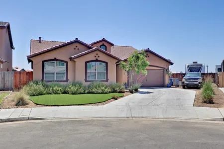 House for Sale at 836 S Millard Avenue, Fresno,  CA 93727-5688
