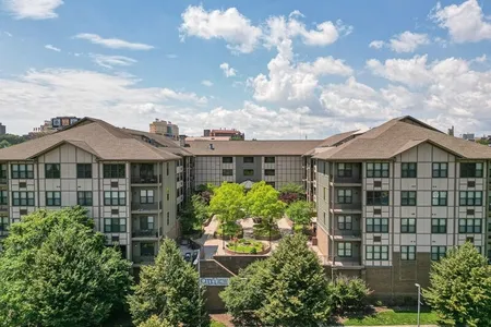 Condo for Sale at 445 W Blount Ave #APT303, Knoxville,  TN 37920