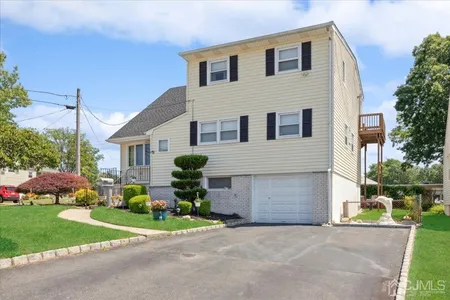 Unit for sale at 2 Jonquil Circle, Fords, NJ 08863
