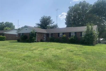 Unit for sale at 3107 Smallhouse Road, Bowling Green, KY 42104