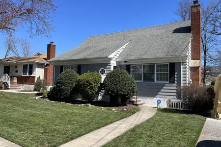 House for Sale at 315 Robinson Avenue, Staten Island,  NY 10312