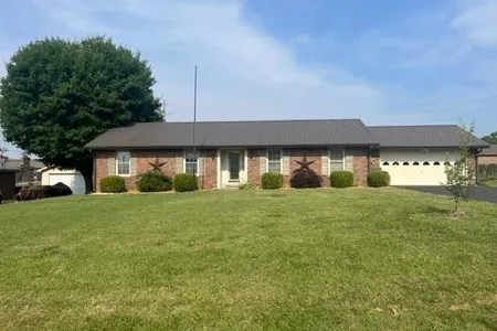Unit for sale at 2233 Harvest Lane, Bowling Green, KY 42104