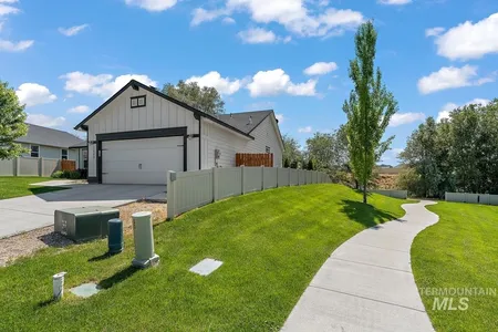 Unit for sale at 3685 South Fork Avenue, Nampa, ID 83686